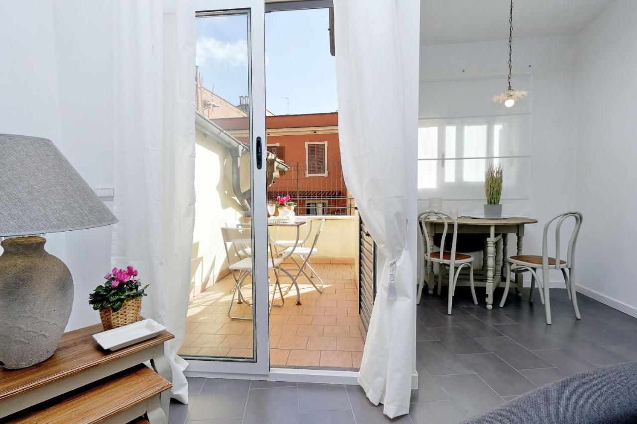 Monti Charming Apartment - Rome Short Let Service Exteriér fotografie